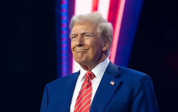 Включая американцев: Трамп задумывается о депортации преступников