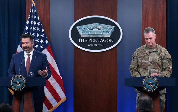 США объяснили, почему приостановили поставки оружия Украине