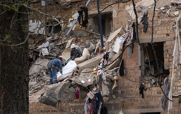 Росіяни пошкодили більш як півтисячі будинків у Києві з початку року