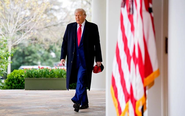 Трамп сказал, что США продолжают помощь Киеву