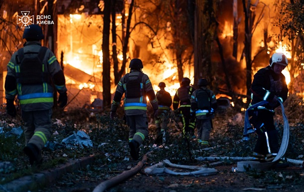 Нічна атака на Київ: з явилися фото наслідків
