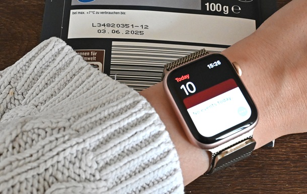 Ринок смарт-годинників падає п’ятий квартал поспіль