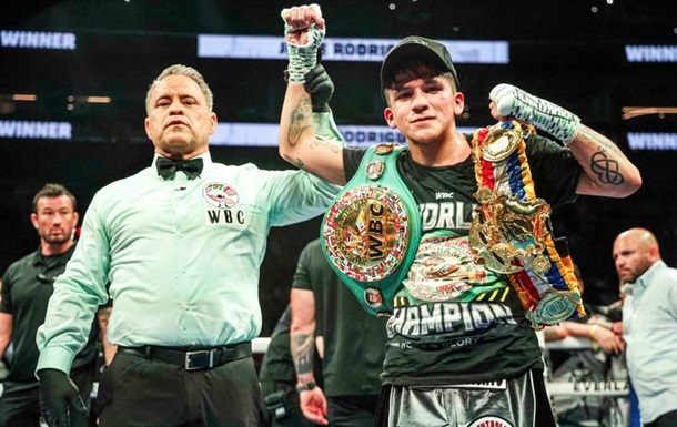 Турки анонсував бій за об єднання поясів у другій найлегшій вазі