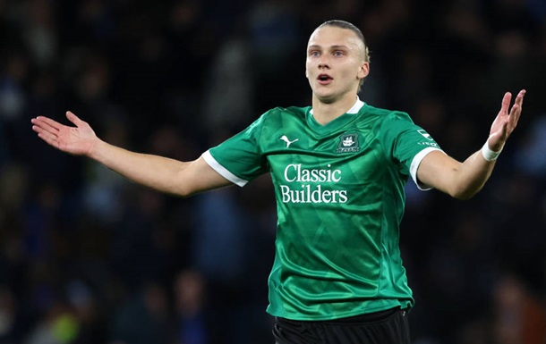 Клуб із Чемпіоншипа оголосив про підписання Таловєрова