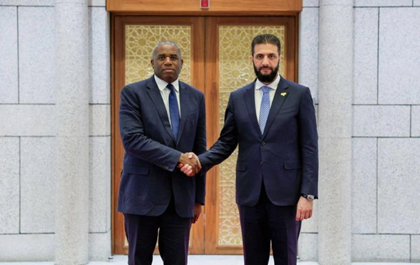 Великобритания возобновляет дипломатические отношения с Сирией