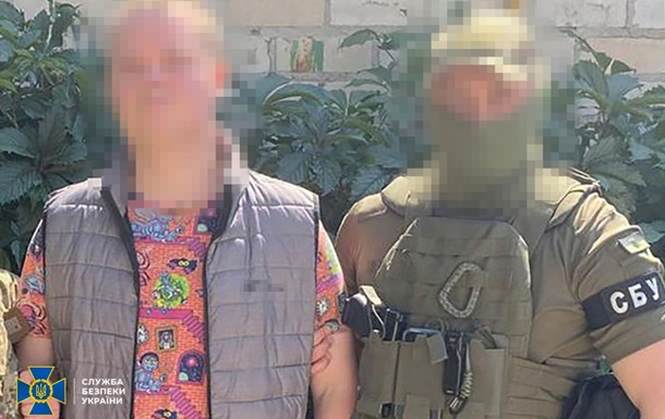 Коригував обстріли Херсона: СБУ затримала агента ФСБ