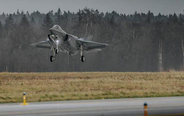 Нідерланди направлять винищувачі F-35 до Польщі