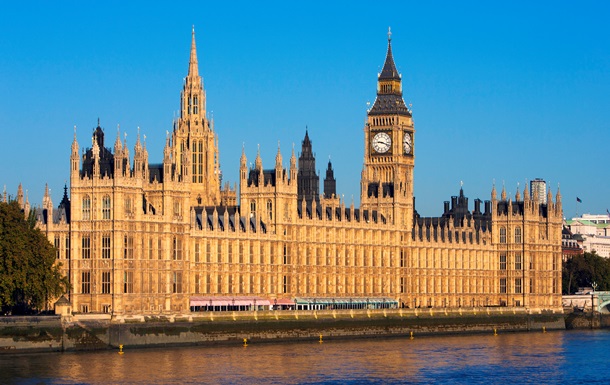 Британія розширила санкцій список росіян