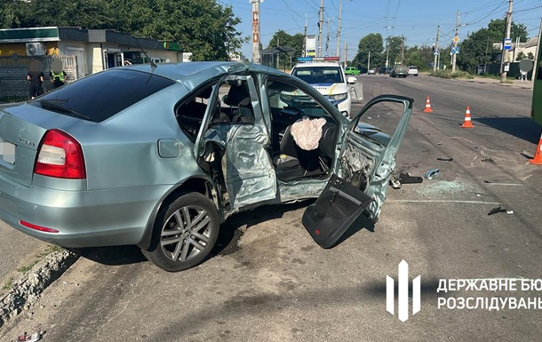 Погибла 16-летняя девушка: в Житомире правоохранитель совершил ДТП