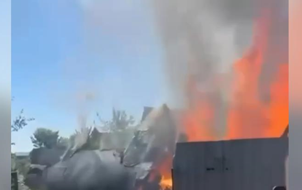 В Татарстане российский дрон упал на дом