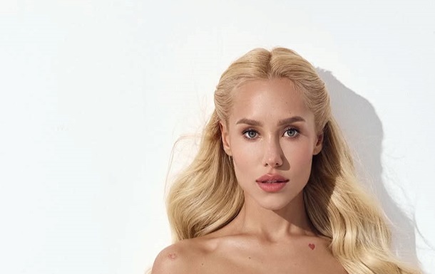 Лидер Динамо подтвердил роман с блогершей и поздравил ее с праздником