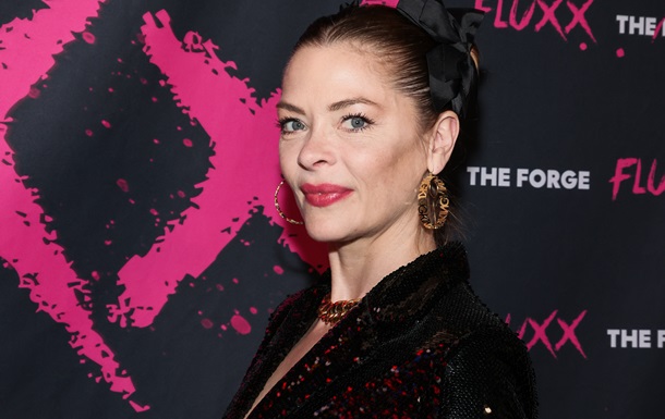 Звезда  Города грехов  Джейми Кинг объявила о помолвке