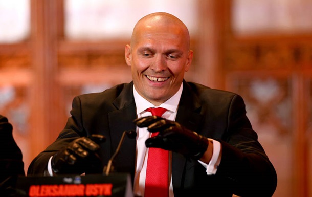 Усик ответил на вопрос о будущем после реванша с Дюбуа