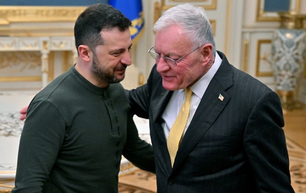 Зеленський зустрівся з Келлогом у Римі