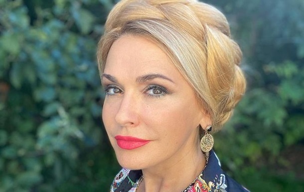 Ольга Сумская показала последствия обстрела рядом со своим домом