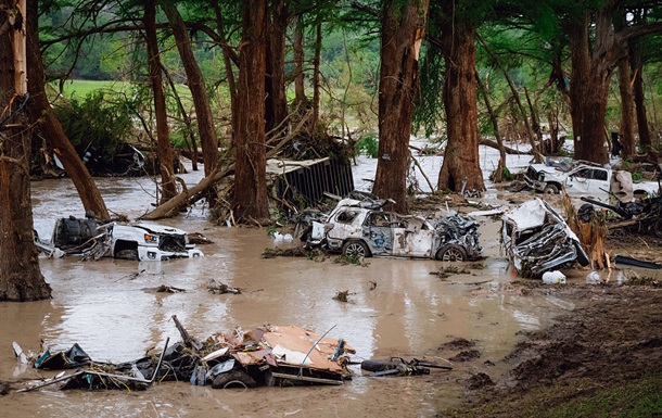 У Техасі кількість жертв повені перевищила 120