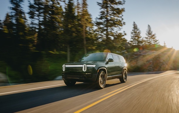 Rivian представила электрокары с четырьмя моторами