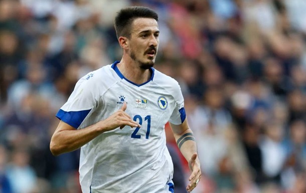 Динамо Киев уже без боснийского защитника: агент футболиста опроверг приход