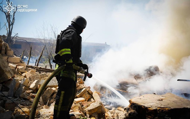 В Одессе восемь раненых из-за атаки  шахедов 