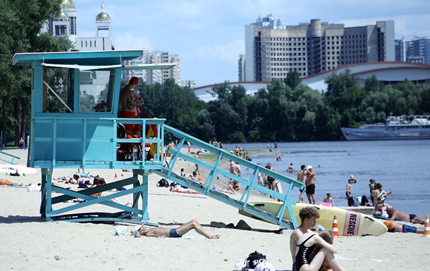 Українцям прогнозують спеку з локальними грозами