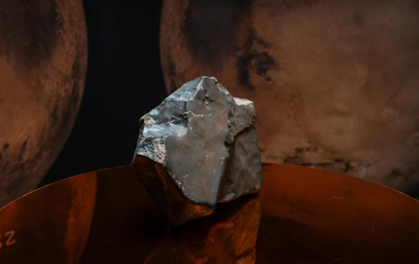 Самый большой на Земле метеорит с Марса выставили на аукцион в Нью-Йорке