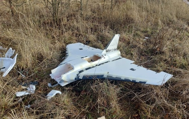 Белорусский вертолет сбил российский дрон, который летел в Украину - СМИ