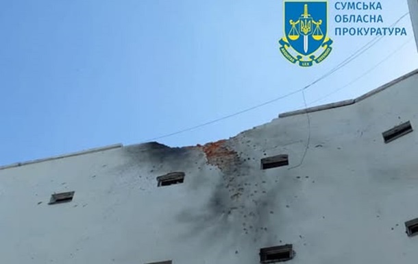 Росіяни обстріляли навчальний заклад на Сумщині, шестеро поранених