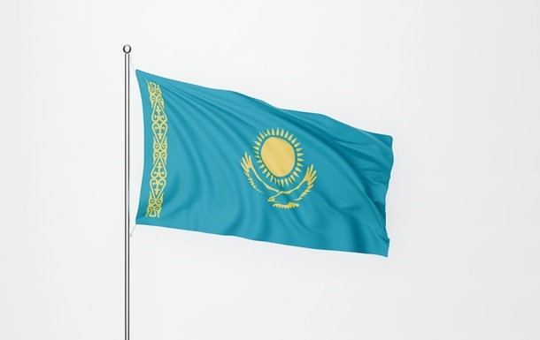 Казахстан усложнил транзит российских грузов