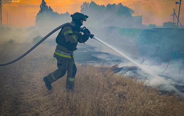 Росіяни скинули вибухівку на пшеничне поле Херсонщини
