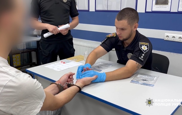 На Одещині затримали юнака при спробі підпалити ТЦК 