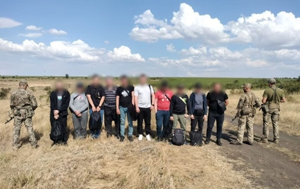 Пограничники задержали десять уклонистов