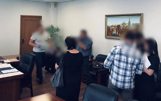 Посадовці Київщини привласнили 4, 6 млн на відновленні житла