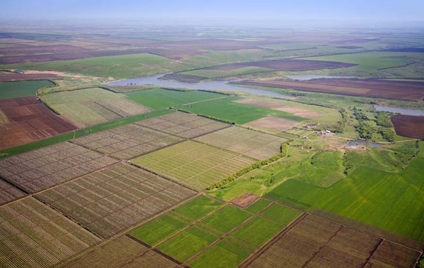 Украина с начала года получила 527 млн грн от аренды земель