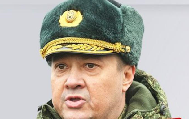 Отдал приказ бомбить дома под Киевом: генералу РФ предъявлено подозрение