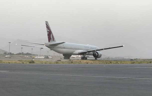 Германия провела первую депортацию преступников в Афганистан