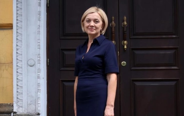 Языковой омбудсмен призвала отменить особый статус русского языка