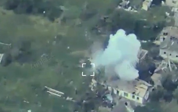 Воины ВСУ уничтожили редкий комплекс РЭБ россиян