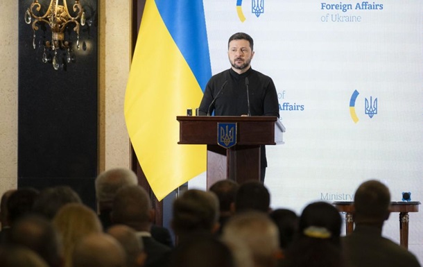 Зеленский назвал пять задач дипломатии Украины