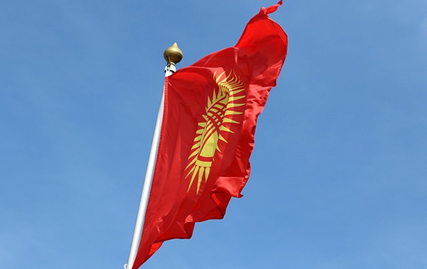 Киргизия блокирует расчёты с РФ из-за санкций США