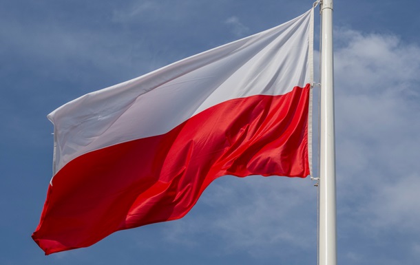 Польща закликала громадян виїхати з Росії
