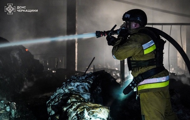 Удар Іскандерів: у Черкасах просять зачинити вікна