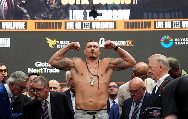 Чісора включив Усика у свій топ-5 найкращих супертяжів усіх часів