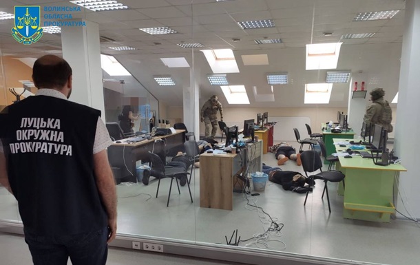 В Украине раскрыли масштабную сеть мошеннических колл-центров