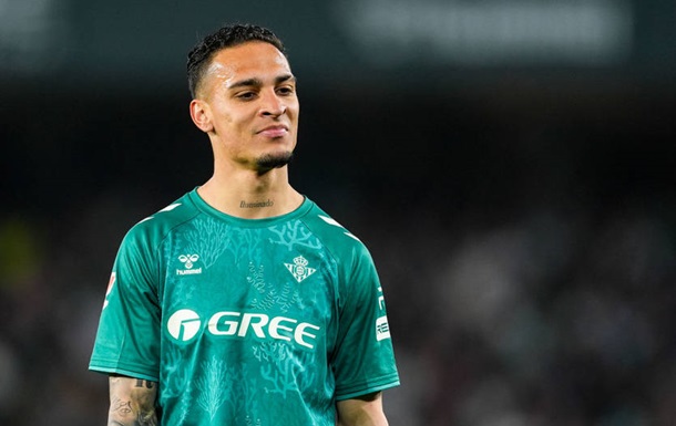 Зірка МЮ може продовжити кар єру в іншому топ-клубі