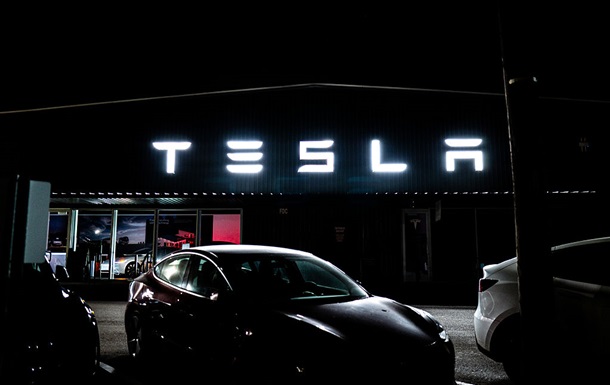 Tesla потеряла миллиарды долларов из-за продажи 75% своих биткойнов