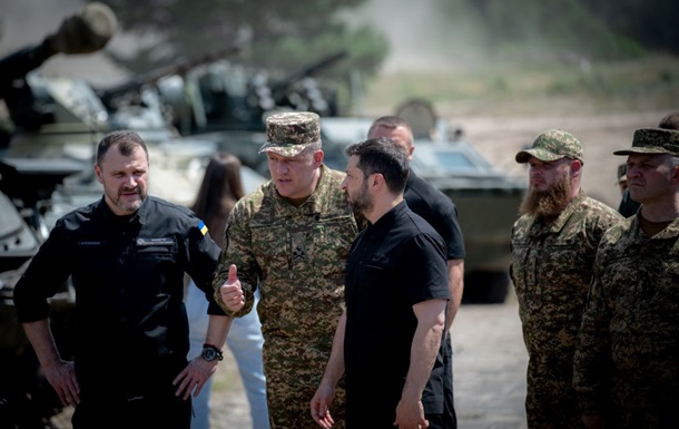 Президент відвідав тренувальну базу Нацгвардії