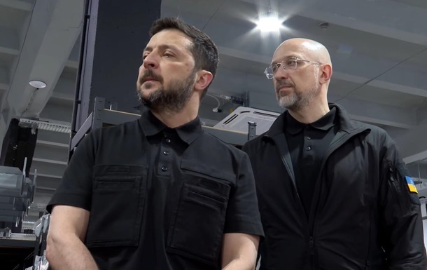 Зеленский дал задание по дронам-перехватчикам