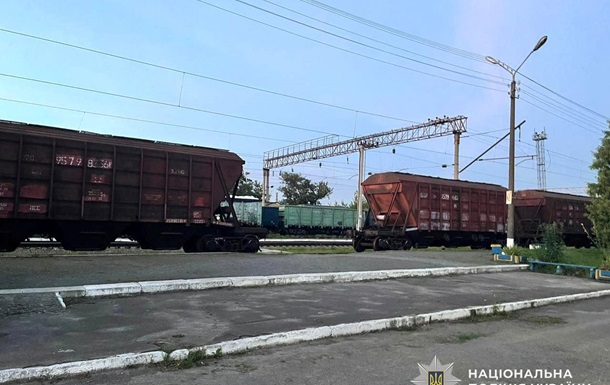 В Ровенской области подросток получил удар током в 27 тысяч вольт на вагоне