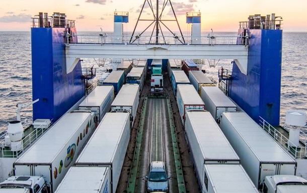 Западные санкции усиливают изоляцию Калининграда - разведка