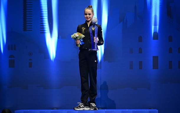 На етапі Кубка виклику світу в Онофрійчук золото у вправах із булавою